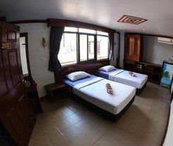 Guest House in Kata. Little Mermaid Guesthouse & Restaurant. Little Mermaid Guesthouse & Restaurant in Kata