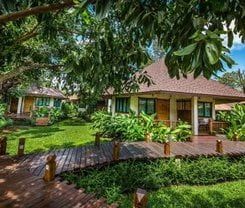 Mission Hills Phuket Golf Resort is located at 195 Moo 4