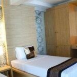 Chinotel is located at 133-135 Ranong Rd. Phuket on the island of Phuket. Chinotel has a guest rating of 7.8 and has Hotel amenities including: Wi-Fi