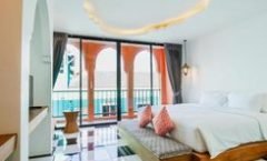 Hotel Khaleej Mass Patong is located at 201/1 Phabraramee Road on Phuket island. Hotel Khaleej Mass Patong has a guest rating of 8.2 and has Hotel amenities including: Laundry service