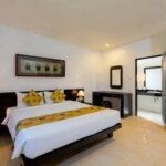 Praewa Villas Naiyang phuket is located at Soi Bangmalauw 2/2 on Phuket island. Praewa Villas Naiyang phuket has a guest rating of 7.9 and has Hotel amenities including: Spa