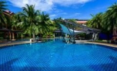 R-Mar Resort and Spa is located at 33 Soi Rat-U-Thid 200 Pee 1
