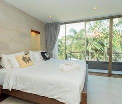 Tuna Resort is located at 83/27 Moo4 Patak Road
