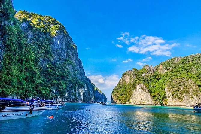 Phuket: Phi Phi, Maya, Bamboo, and Maiton Island Day Trip by Bangtao Beach Bar Phuket: Phi Phi, Maya, Bamboo, and Maiton Island Day Trip - Maya Bay