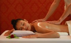 Phuket 2-Hour Aromatherapy Massage by Bangtao Beach Bar Phuket 2-Hour Aromatherapy Massage by Bangtao Beach Bar