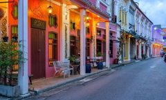 Phuket Small-Group City Sightseeing Tour by Bangtao Beach Bar