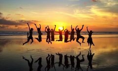 Phuket Phi Phi Maya Bay Snorkeling Sunset Dinner Tour by Bangtao Beach Bar Phuket Phi Phi Maya Bay Snorkeling Sunset Dinner Tour by Bangtao Beach Bar