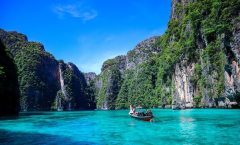 Phi Phi Islands Day Trip with Lunch: Five Islands and Maya Bay by Bangtao Beach Bar Phi Phi Islands Day Trip with Lunch: Five Islands and Maya Bay by Bangtao Beach Bar