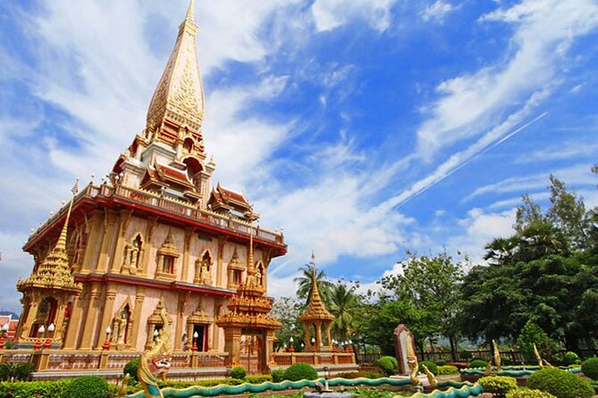 Phuket Sightseeing Tour with the insider guide by Bangtao Beach Bar Phuket Sightseeing Tour with the insider guide - Phuket Old Town