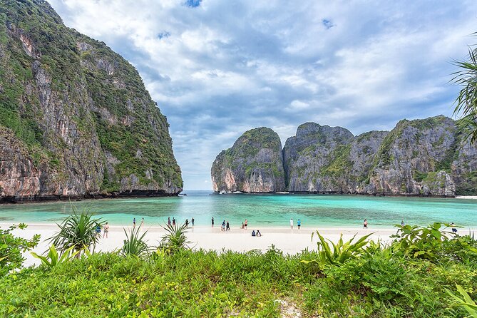 Phuket Half-Day Phi Phi and Khai Island Speedboat Tour by Bangtao Beach Bar Phuket Half-Day Phi Phi and Khai Island Speedboat Tour - Phi Phi Islands
