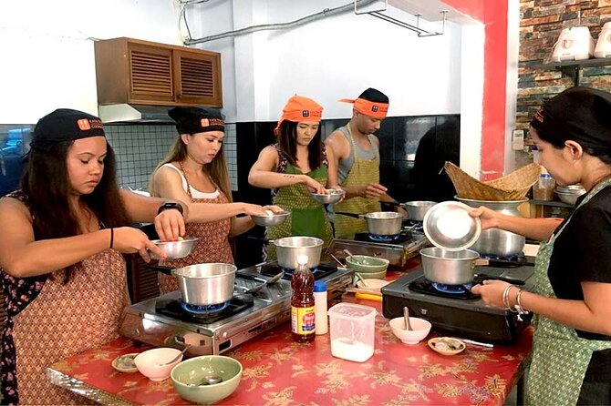 Thai Cooking Class by Kata Thai Cooking School in Phuket by Bangtao Beach Bar Thai Cooking Class by Kata Thai Cooking School in Phuket - Cooking Classes