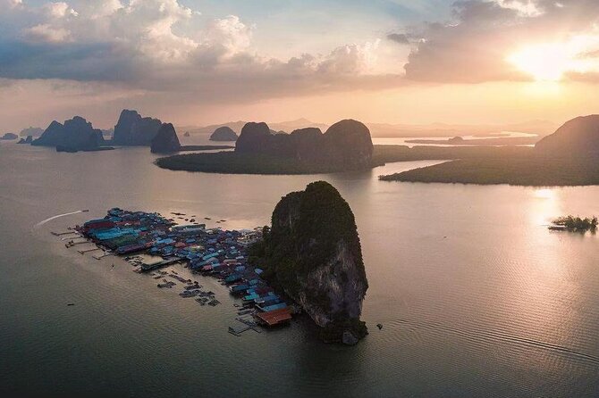 Private James Bond Island Speedboat Tour w/ Canoeing and Lunch by Bangtao Beach Bar Private James Bond Island Speedboat Tour w/ Canoeing and Lunch - James Bond Island